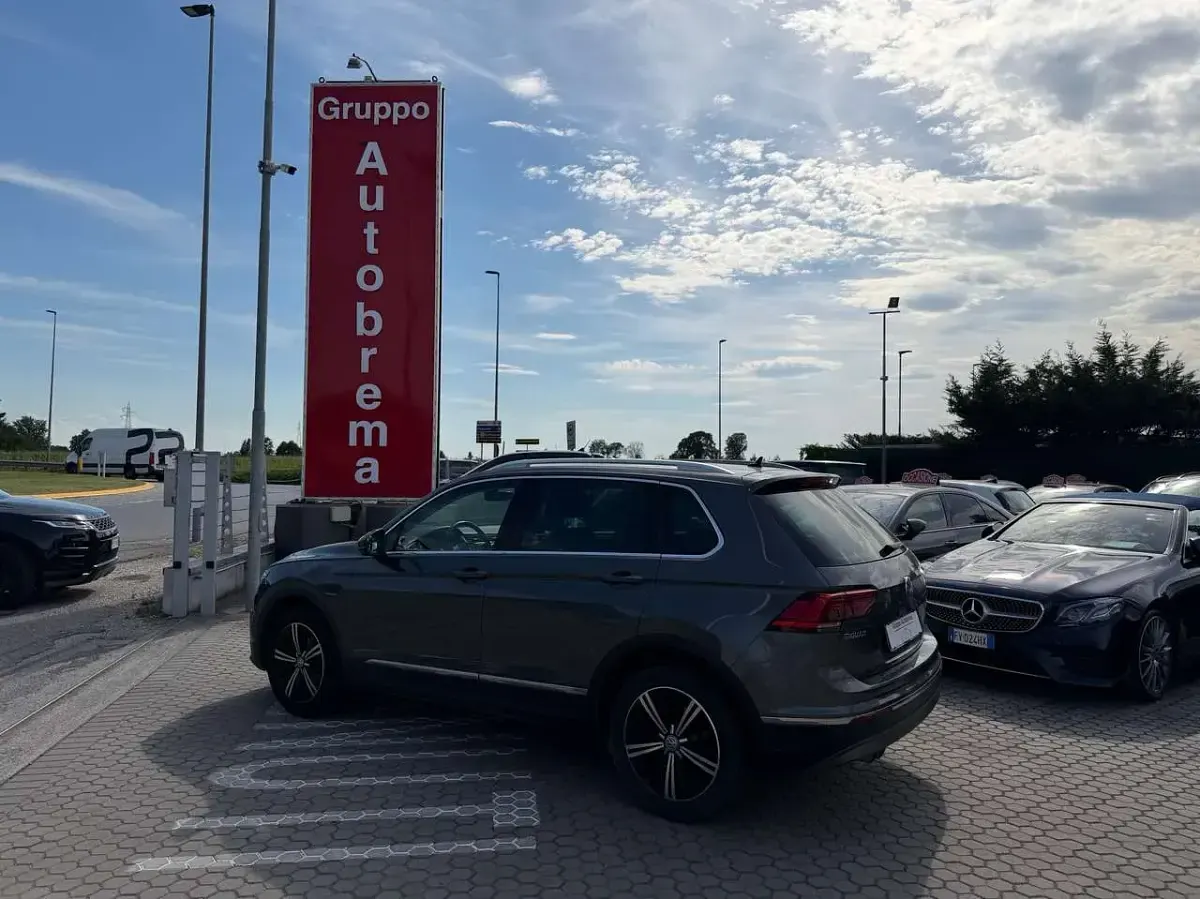 Usata VW Tiguan 150 CV (110 kW) 2017 Grigio SUV