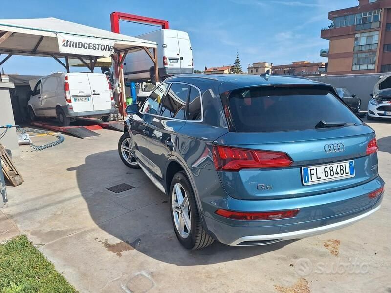 Usata Audi Q5 Sport 190 CV (139 kW) 2017 Blu SUV
