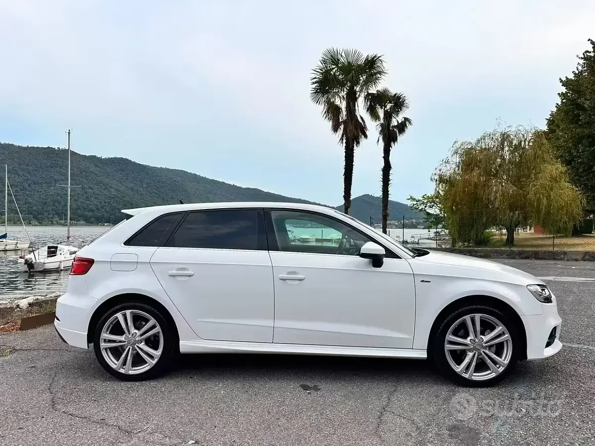 Usata Audi A3 S-Line 116 CV (85 kW) 2019 Bianco Berlina