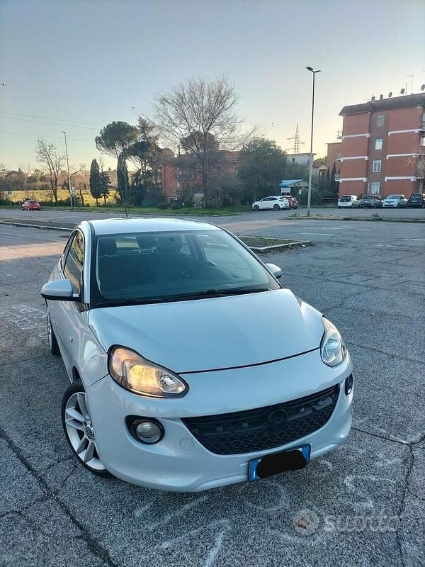Usata Opel Adam 70 CV (51 kW) 2014 Grigio Utilitaria