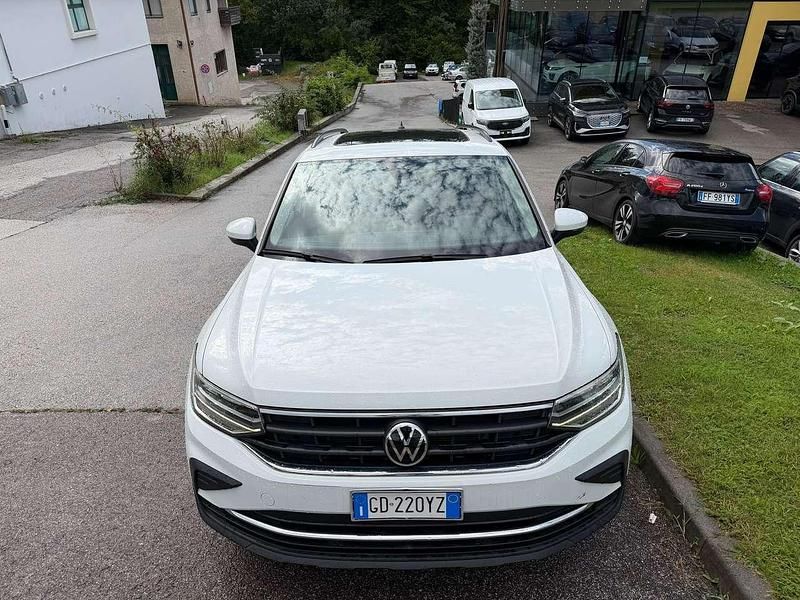 Usata VW Tiguan Life 150 CV (110 kW) 2021 Bianco SUV