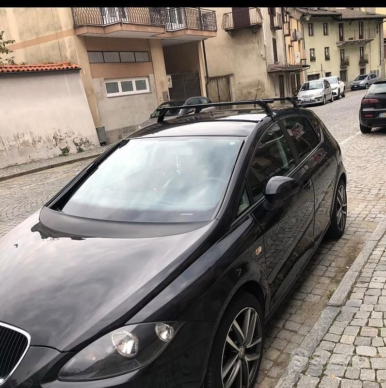 Usata Seat Leon 102 CV (75 kW) 2010 Utilitaria