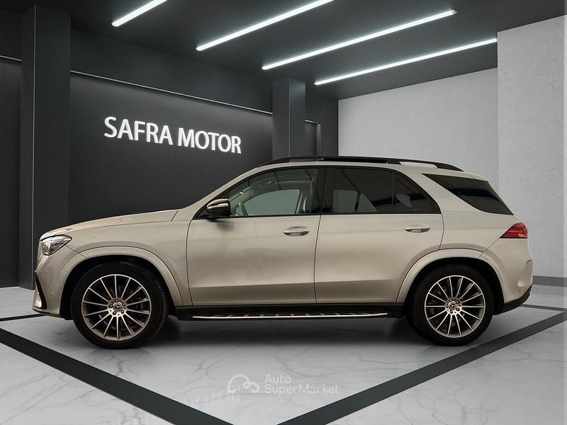 Usata Mercedes GLE300 AMG Line Premium 269 CV (197 kW) 2023 Argento SUV