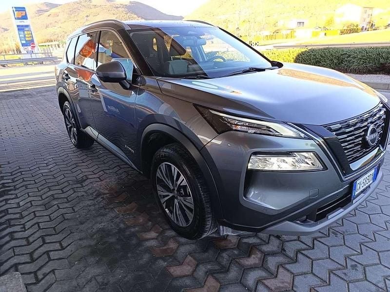 Usata Nissan X-Trail 158 CV (116 kW) 2024 Grigio SUV