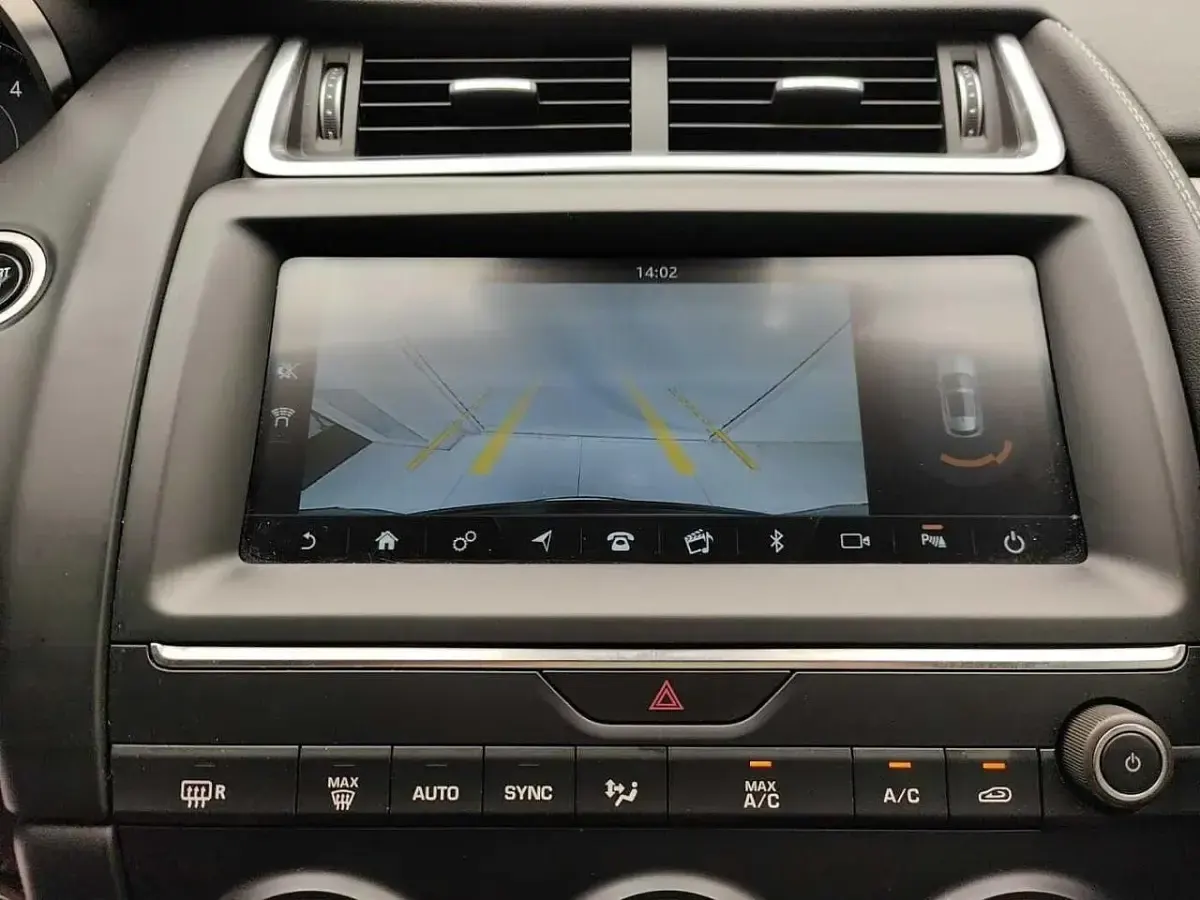 Usata Jaguar E-Pace R-Dynamic 150 CV (110 kW) 2019 Nero SUV