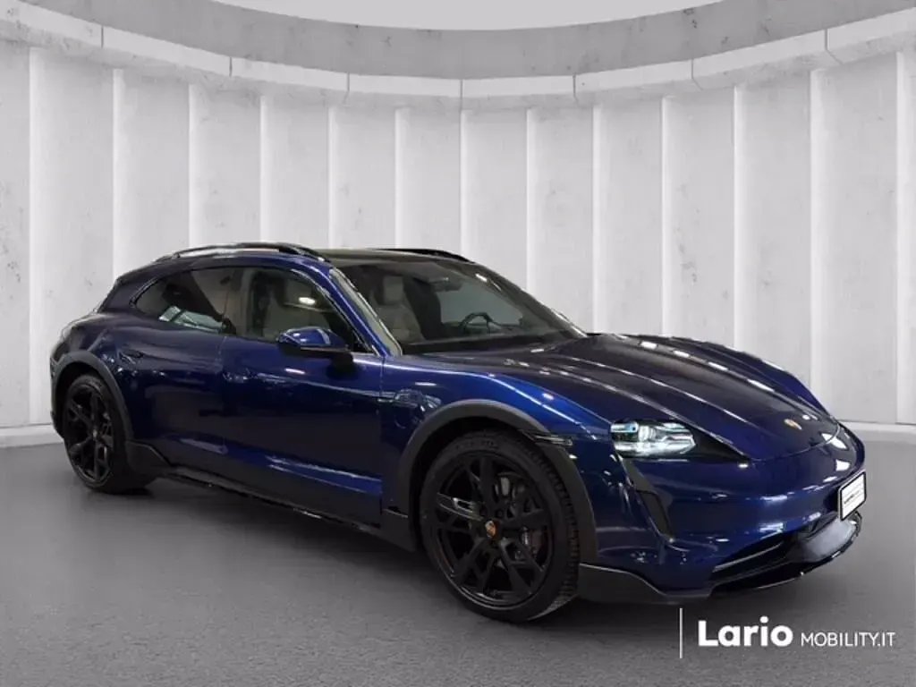 Usata Porsche Taycan Cross Turismo 350 kW (476 CV) 2021 Blu Station wagon