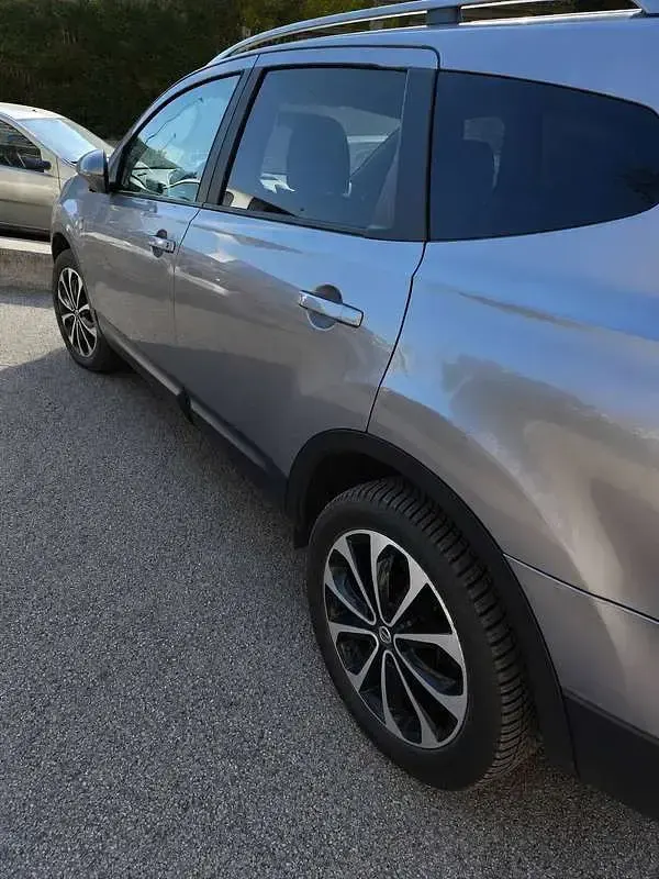 Usata Nissan Qashqai +2 Acenta 150 CV (110 kW) 2012 Grigio SUV