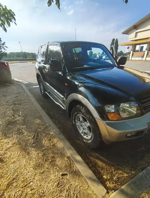 Usata Mitsubishi Pajero 160 CV (117 kW) 2000 SUV