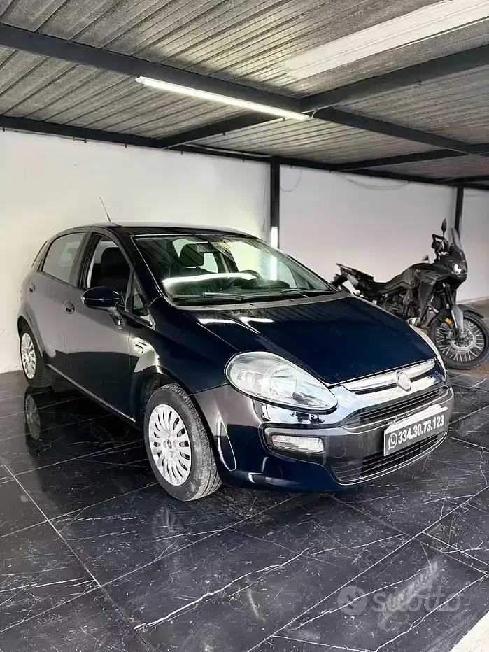 Usata Fiat Punto Evo Dynamic 77 CV (56 kW) 2012 Utilitaria