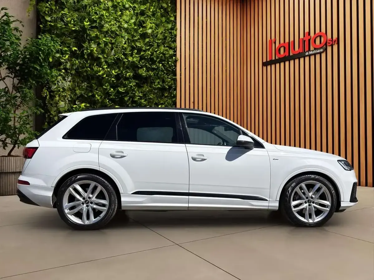 Usata Audi Q7 S-Line 286 CV (210 kW) 2017 Bianco perlato SUV