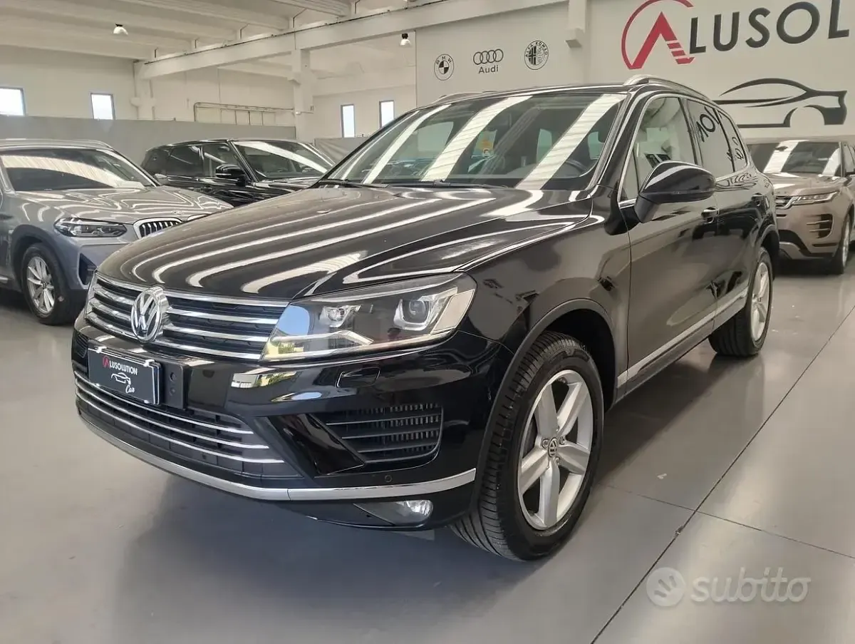 Usata VW Touareg Executive 204 CV (150 kW) 2016 Nero SUV