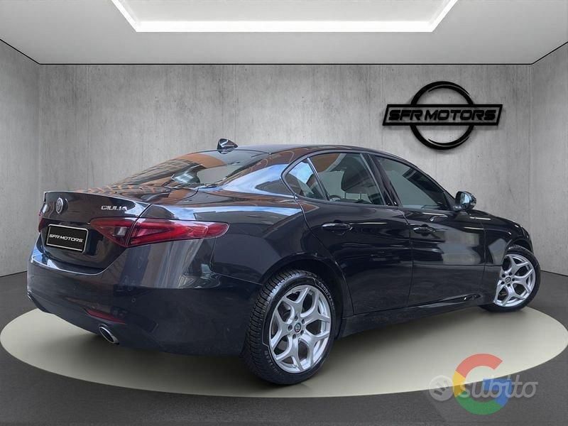 Usata Alfa Romeo Giulia Executive 190 CV (139 kW) 2019 Nero Berlina