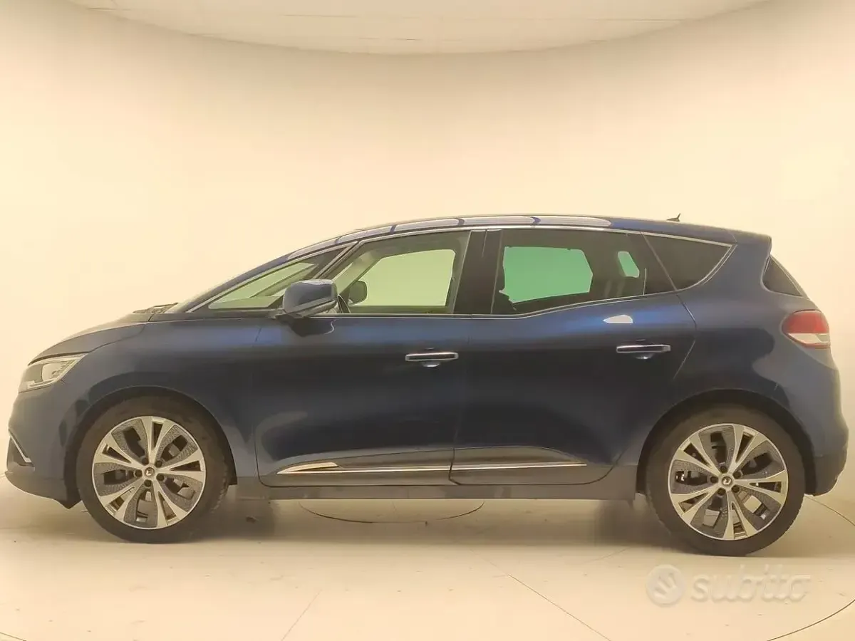 Usata Renault Scénic Intens 110 CV (80 kW) 2017 Bluazzurro Monovolume