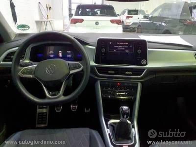 Usata VW T-Roc Life 115 CV (84 kW) 2025 Nero SUV