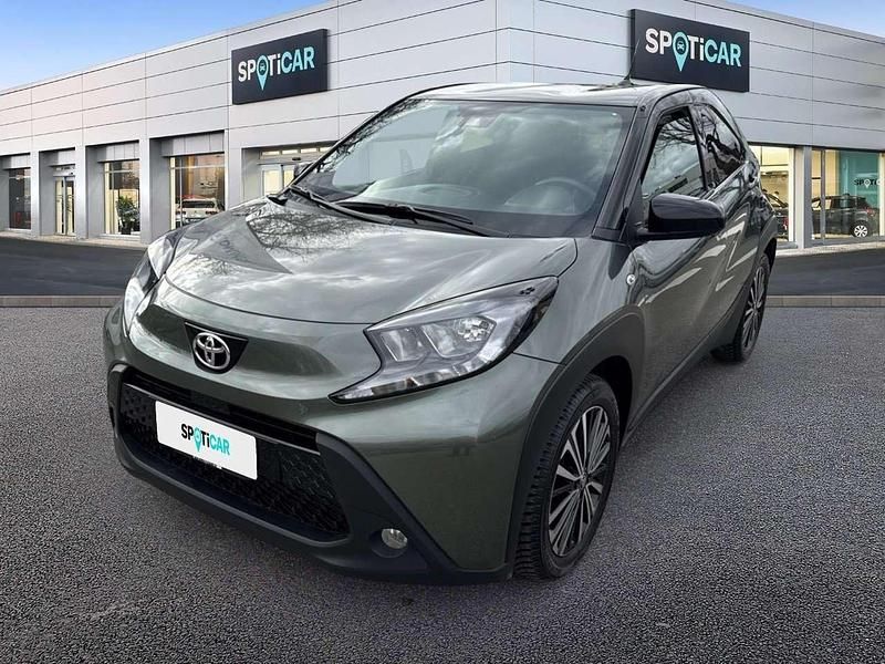 Usata Toyota Aygo X Trend 72 CV (52 kW) 2023 Verde SUV