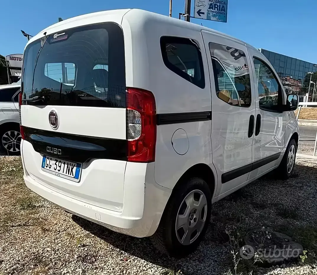 Usata Fiat Fiorino Trekking 80 CV (58 kW) 2021 Bianco Monovolume
