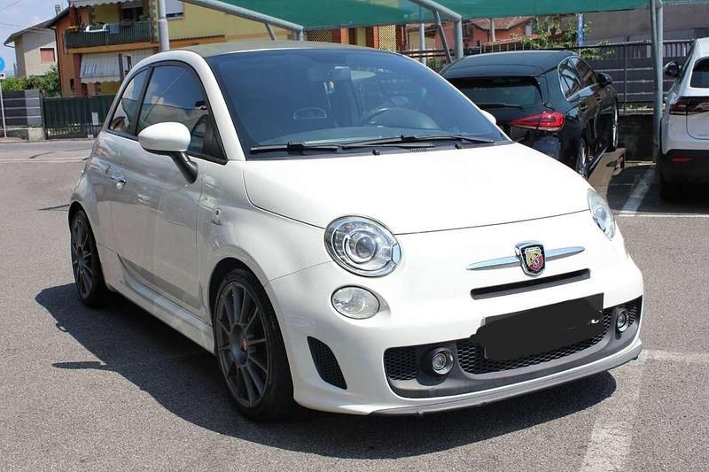 Usata Abarth 500C 140 CV (102 kW) 2011 Cabrio