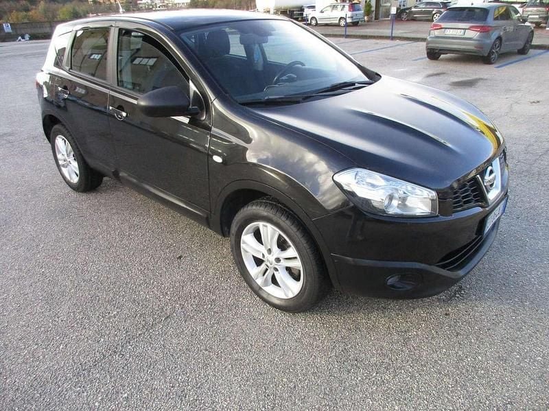 Usata Nissan Qashqai Acenta 110 CV (80 kW) 2013 Nero SUV