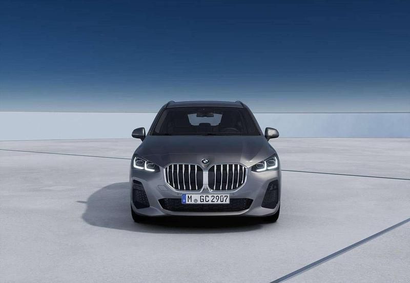 Usata BMW 218 Active Tourer M Sport 150 CV (110 kW) 2025 Skyscraper grey Monovolume