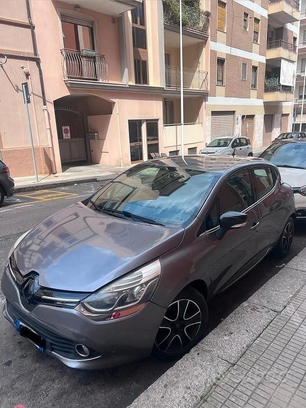 Usata Renault Clio 75 CV (55 kW) 2016 Grigio Coupé