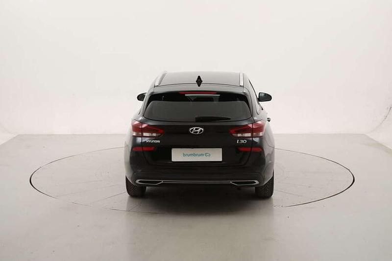 Usata Hyundai i30 Prime 136 CV (100 kW) 2021 Nero Station wagon