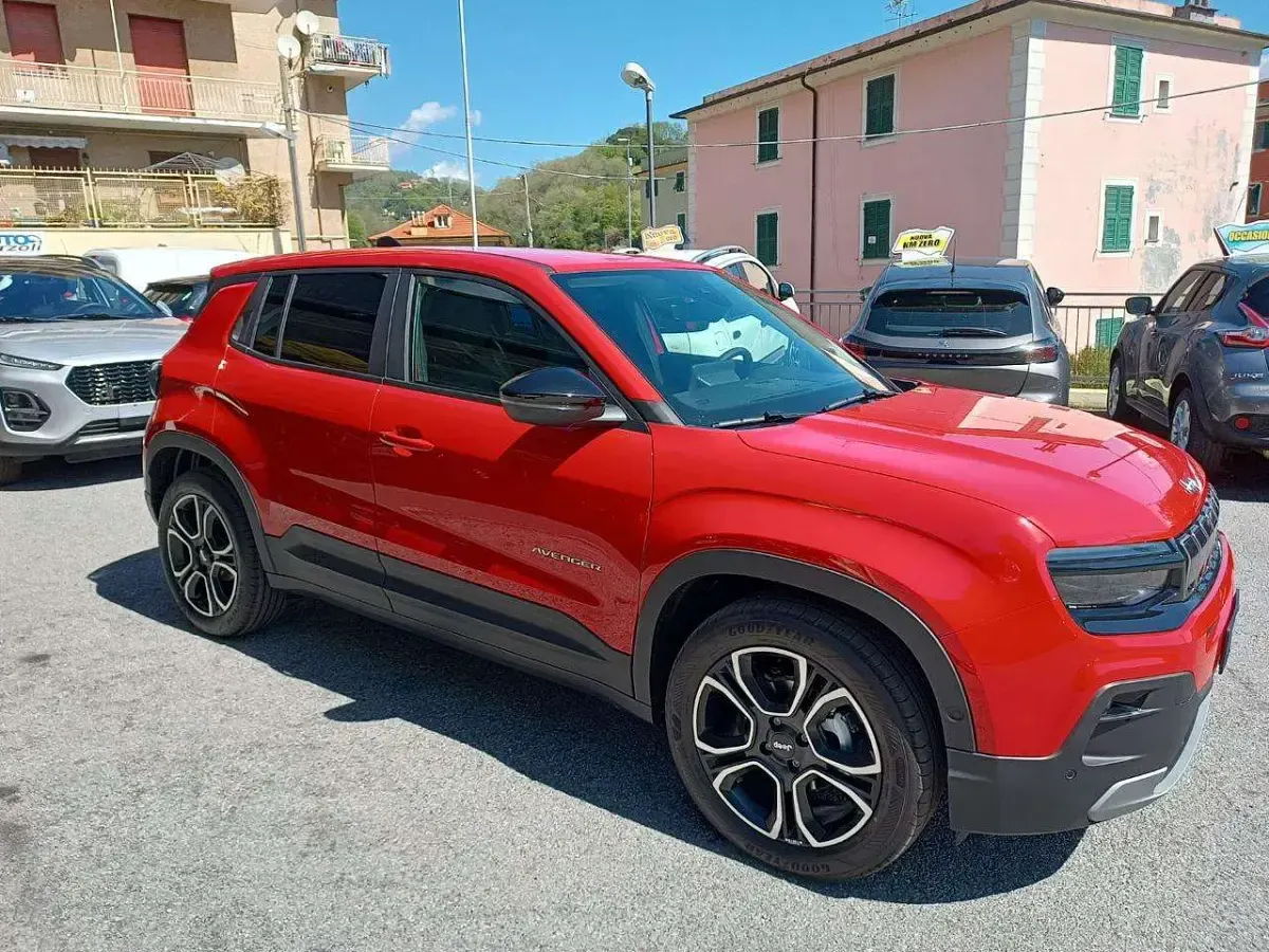 Nuova Jeep Avenger Summit 101 CV (74 kW) 2025 Rosso SUV