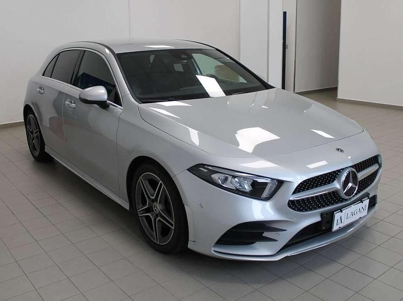 Usata Mercedes A200 AMG line 150 CV (110 kW) 2022 Argento Berlina