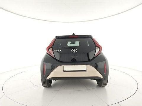 Second-hand Toyota Aygo X Trend 72 CP (52 kW) 2025 Bej SUV