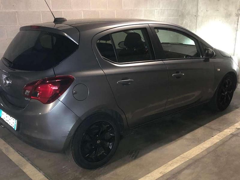Usata Opel Corsa 75 CV (55 kW) 2017 Grigio Berlina