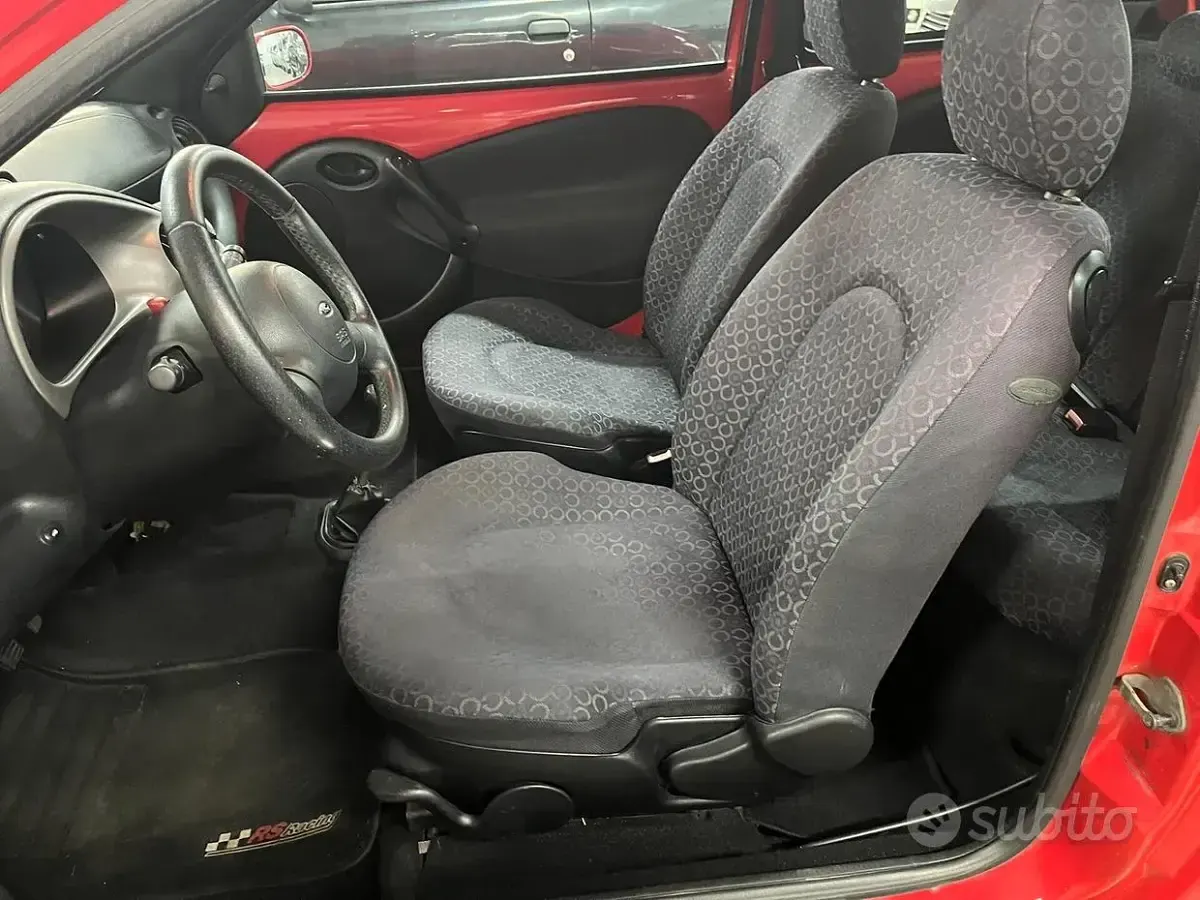 Usata Ford Ka 69 CV (50 kW) 2002 Rosso Utilitaria