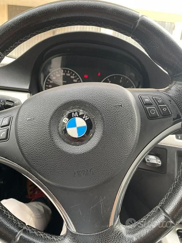 Usata BMW 320 163 CV (119 kW) 2006 Grigio Berlina