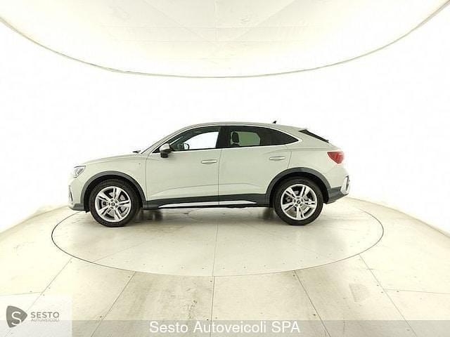 Usata Audi Q3 Sportback S-Line 193 CV (141 kW) 2024 Argento rugiada metallizzato SUV