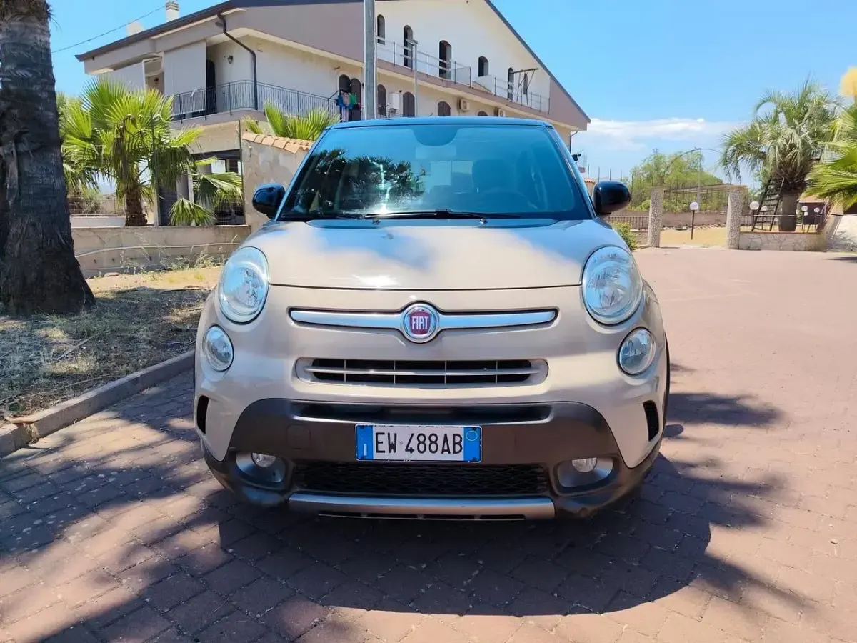 Usata Fiat 500L Trekking 105 CV (77 kW) 2014 Beige Monovolume