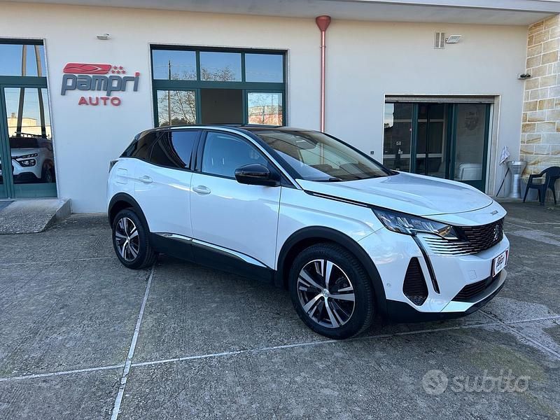 Usata Peugeot 3008 Allure 131 CV (96 kW) 2022 Bianco SUV
