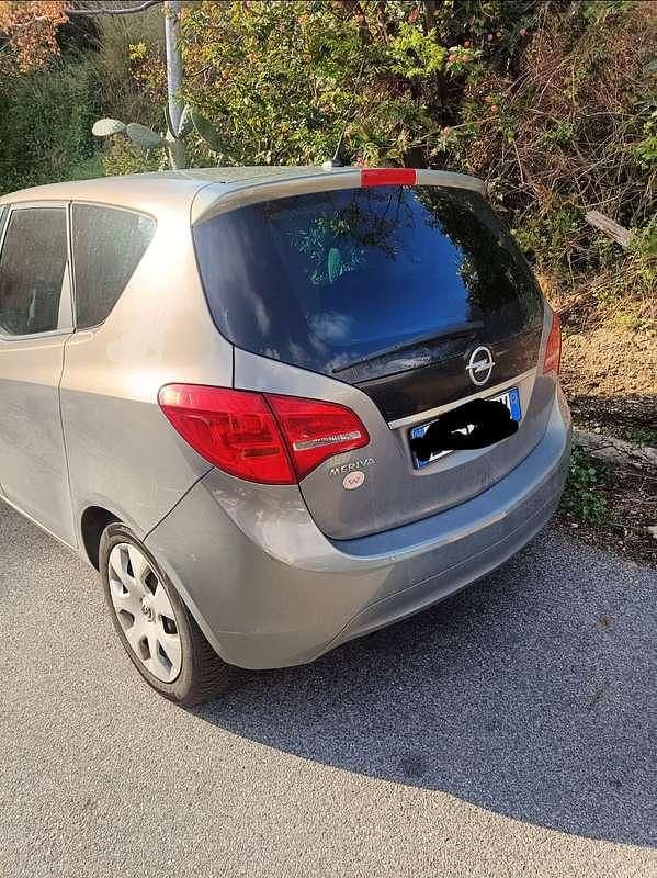 Usata Opel Meriva Cosmo 101 CV (74 kW) 2011 Monovolume