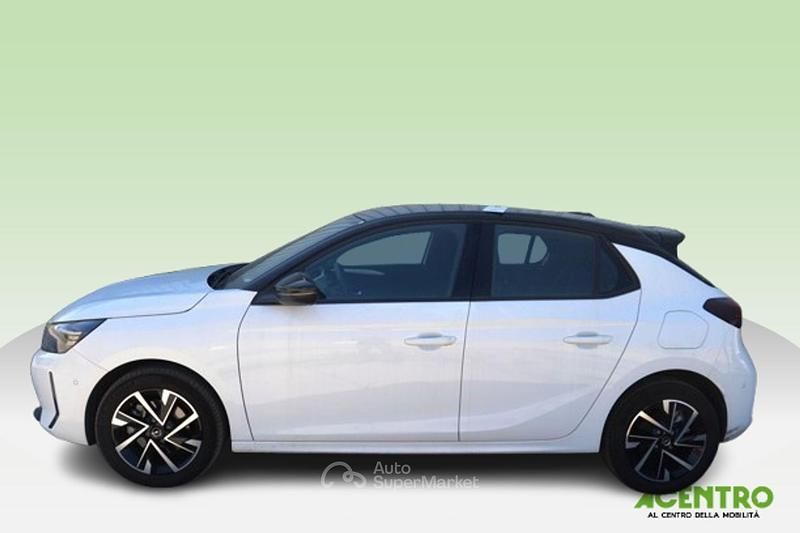 Usata Opel Corsa 101 CV (74 kW) 2025 Bianco Utilitaria