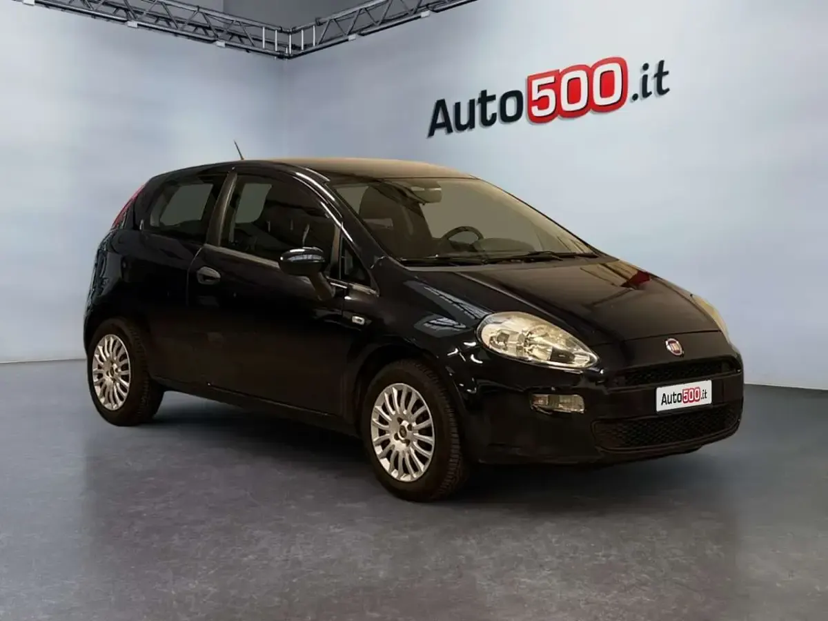 Usata Fiat Punto Street 77 CV (56 kW) 2015 Blu/azzurro Utilitaria
