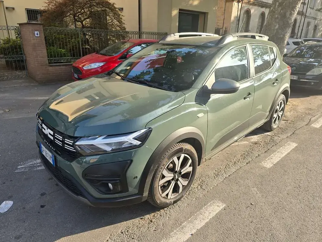 Usata Dacia Sandero Expression 91 CV (66 kW) 2023 Verde Berlina