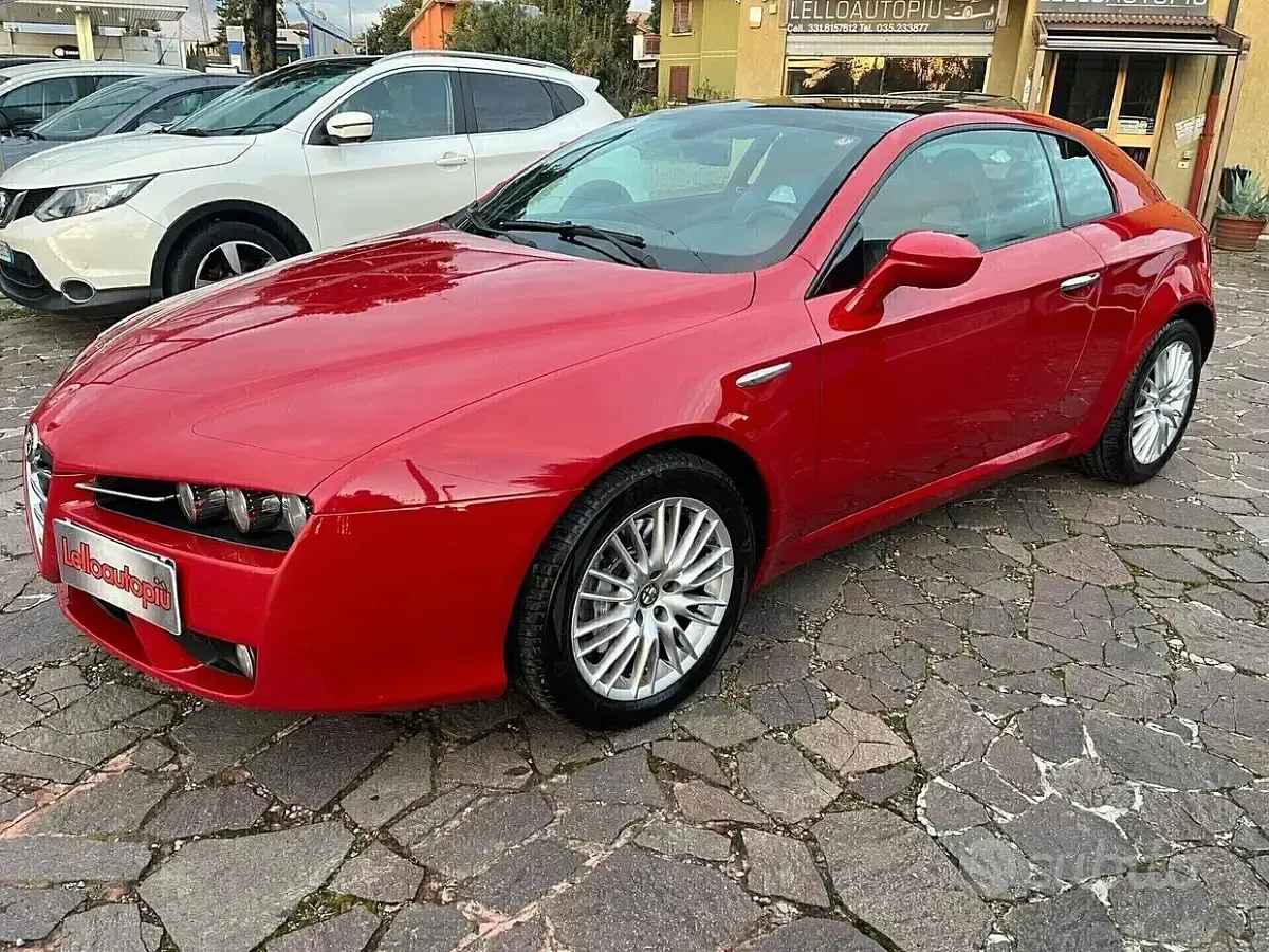 Usata Alfa Romeo Brera 209 CV (153 kW) 2009 Rosso Coupé