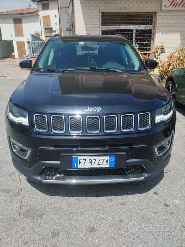 Usata Jeep Compass Limited 140 CV (102 kW) 2020 Nero SUV