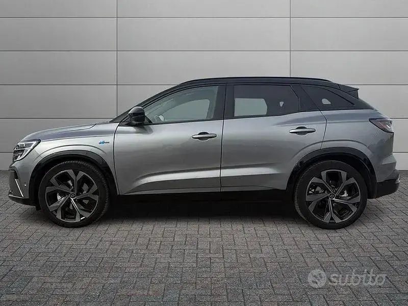 Usata Renault Austral Iconic 200 CV (147 kW) 2023 Grigio SUV