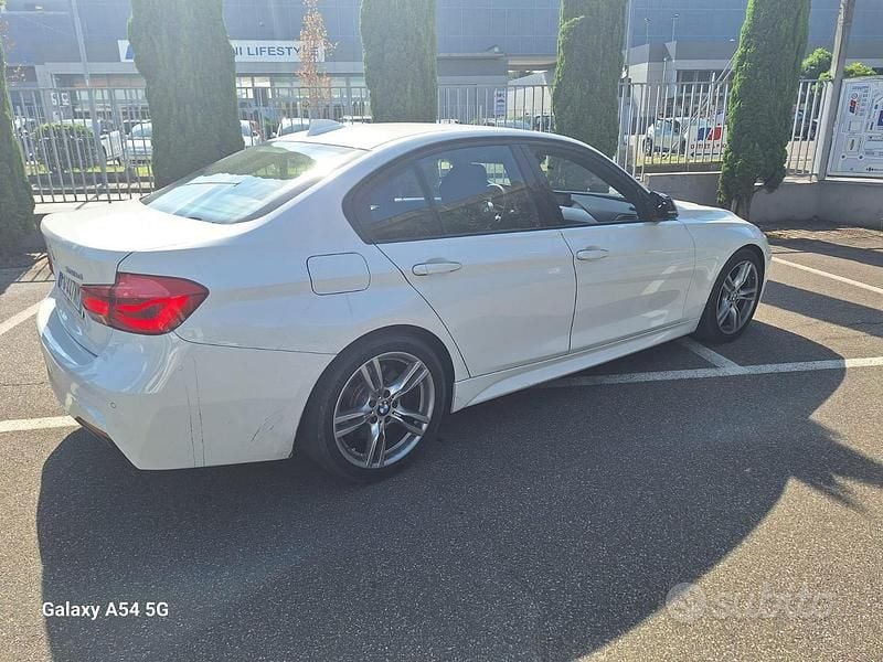 Usata BMW 330 M Sport 258 CV (189 kW) 2017 Bianco Berlina