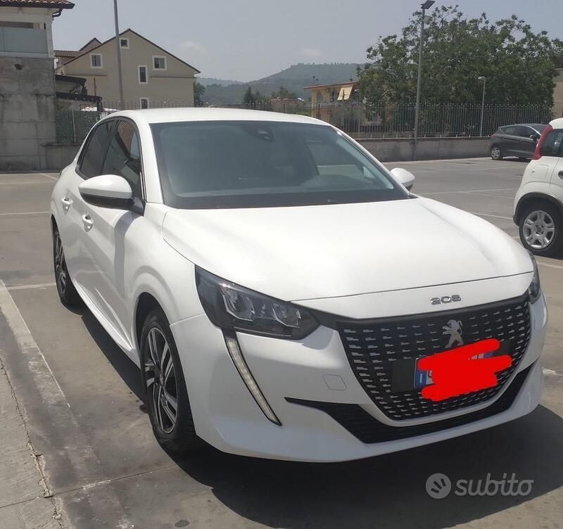 Usata Peugeot 208 101 CV (74 kW) 2022 Bianco Utilitaria