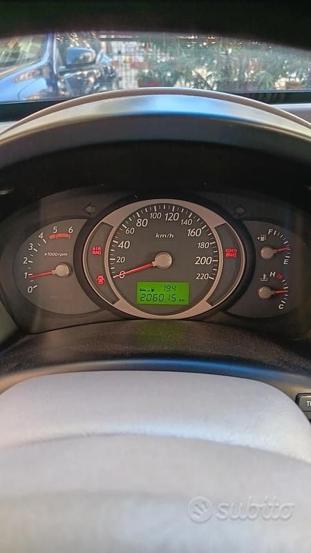 Usata Hyundai Tucson 112 CV (82 kW) 2005 Nero SUV