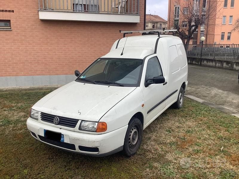 Usata VW Caddy 2001 Bianco Monovolume
