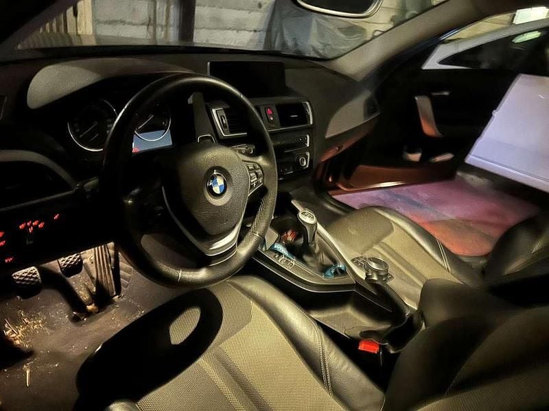 Usata BMW 118 150 CV (110 kW) 2017 Grigio Utilitaria