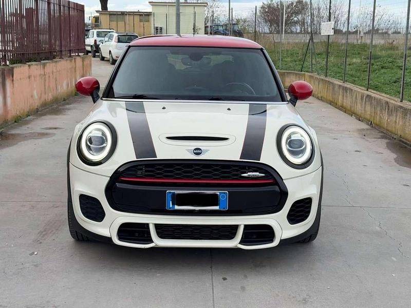 Bianco Usata 2019 Mini John Cooper Works Due volumi | 18.999 € (Cara) - Immagine 1/4