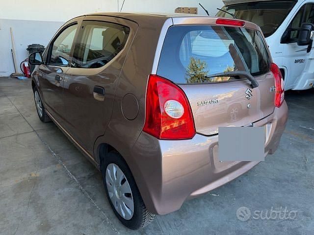 Usata Suzuki Alto 68 CV (50 kW) 2011 Utilitaria