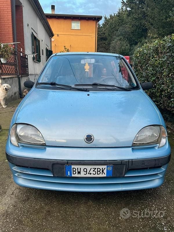 Usata Fiat 600 2002 Blu Berlina