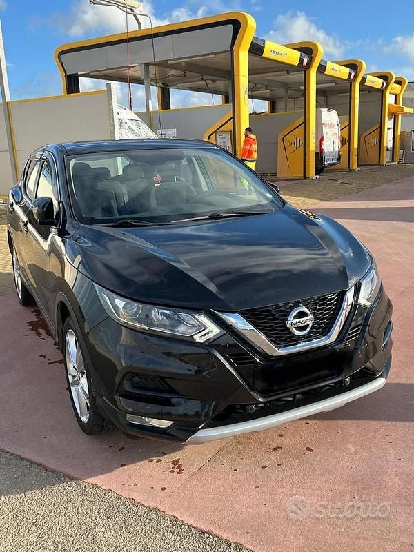 Usata Nissan Qashqai 2019 Nero SUV